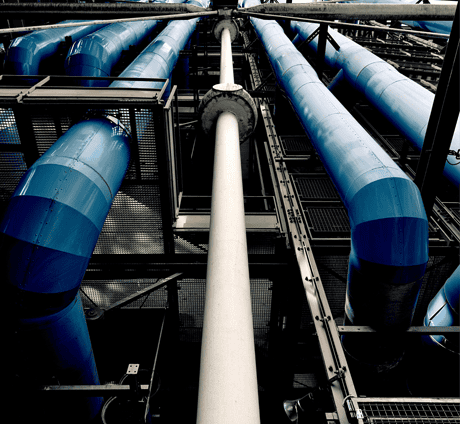 The Importance of Trace Moisture Measurement in Air Separation Units (ASU's) 2 Air separation pipework