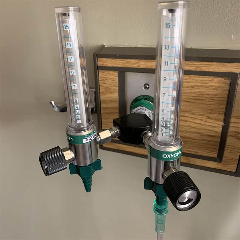 Importance of Dewpoint Measurement in Breathing Gases 1 High-precision dew point monitors for breathing gases in healthcare and industrial environments.